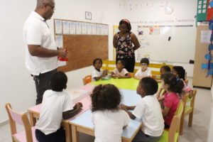 Salas de aula da escola Trois Papillons, estabelecimento de ensino francês em Luanda, Angola