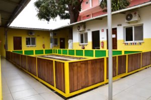 Salles de classe de l'école Trois Papillons, établissement scolaire francophone à Luanda